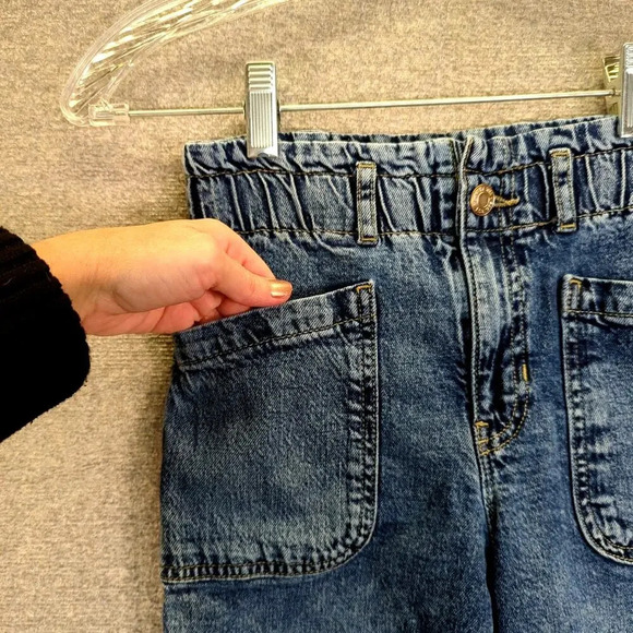 Gap Denim Mom Jeans High Rise Elastic Paperbag Waist - Kids Size 10 - Picture 2 of 11